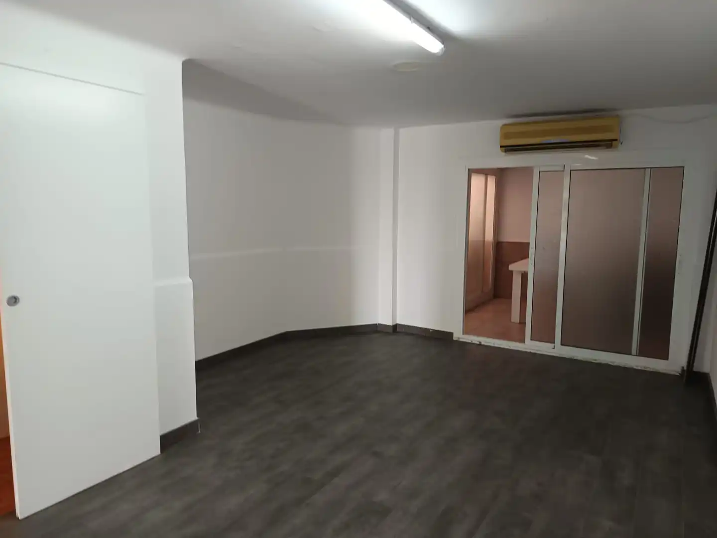 Business premises for sale in Carrer Empar Nadal 14, imagen 22