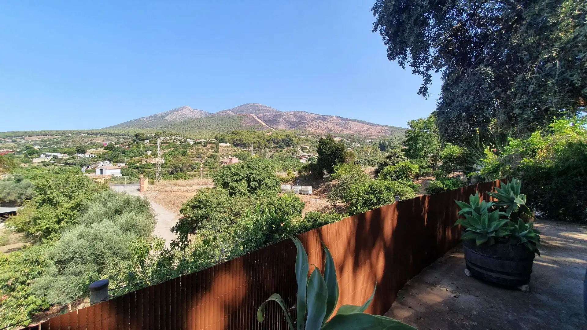 Vista exterior de Finca rústica de alquiler en Alhaurín El Grande con Trastero y Piscina
