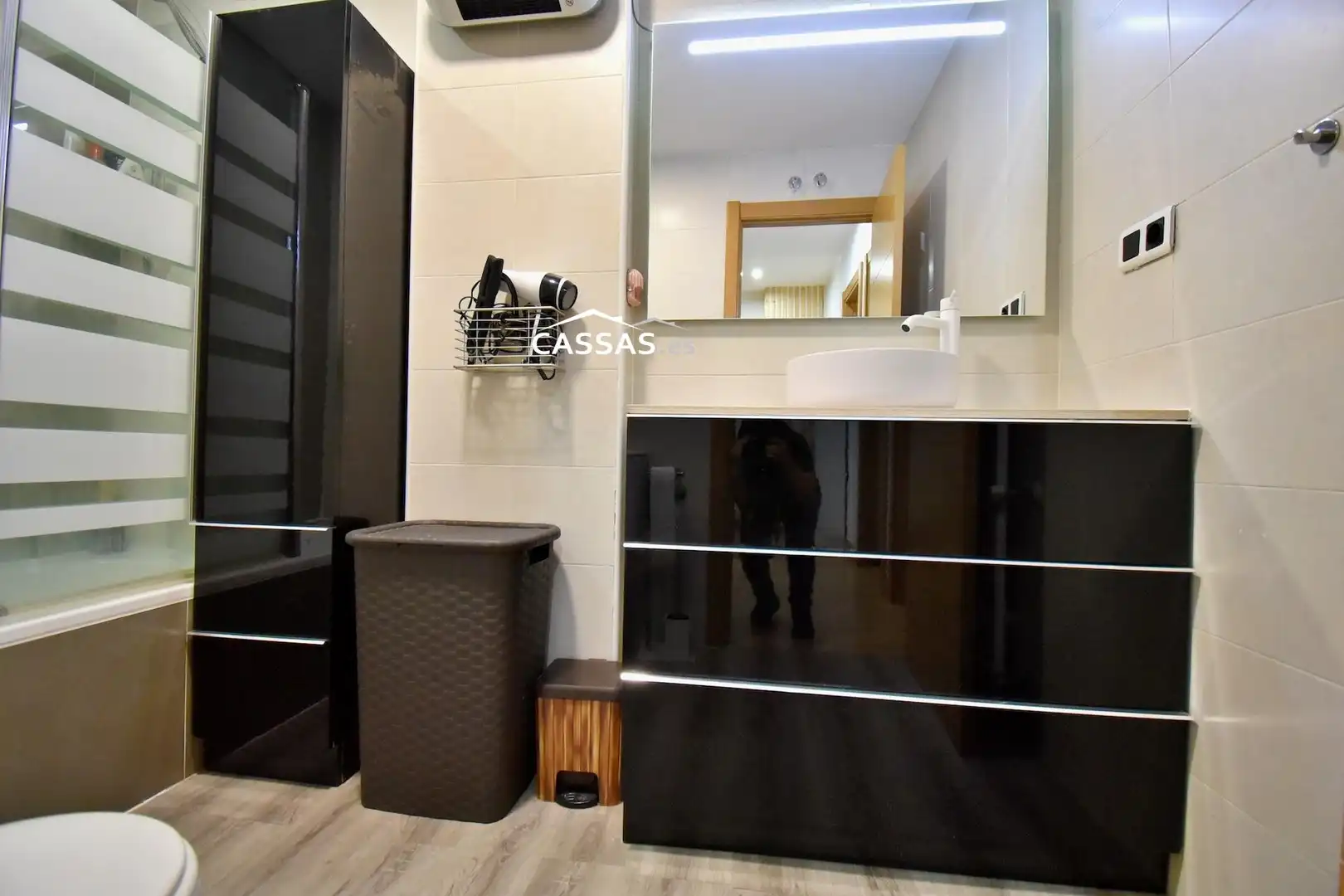 Baño de Planta baja en venta en Torrejón de Ardoz con Aire acondicionado, Calefacción y Jardín privado