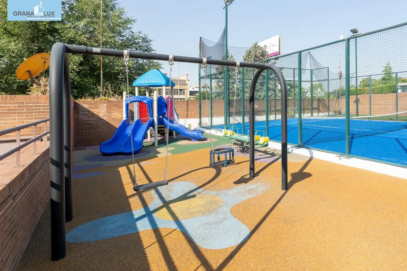 Doppelhaushälfte mit Pool zum Verkauf in Avenida ANDALUCIA, imagen 4