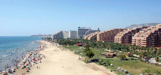 Apartamento en Venta en Calle AMPLARIES en Costa Marina