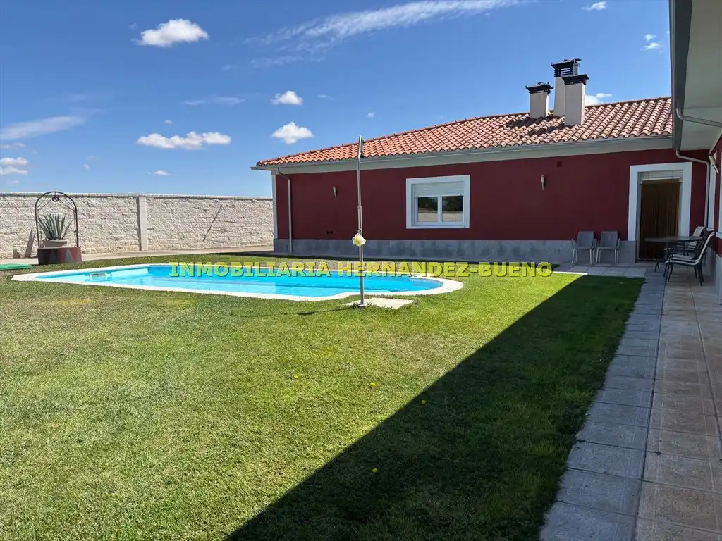 Xalet amb piscina en venda a Villamayor, imagen 15
