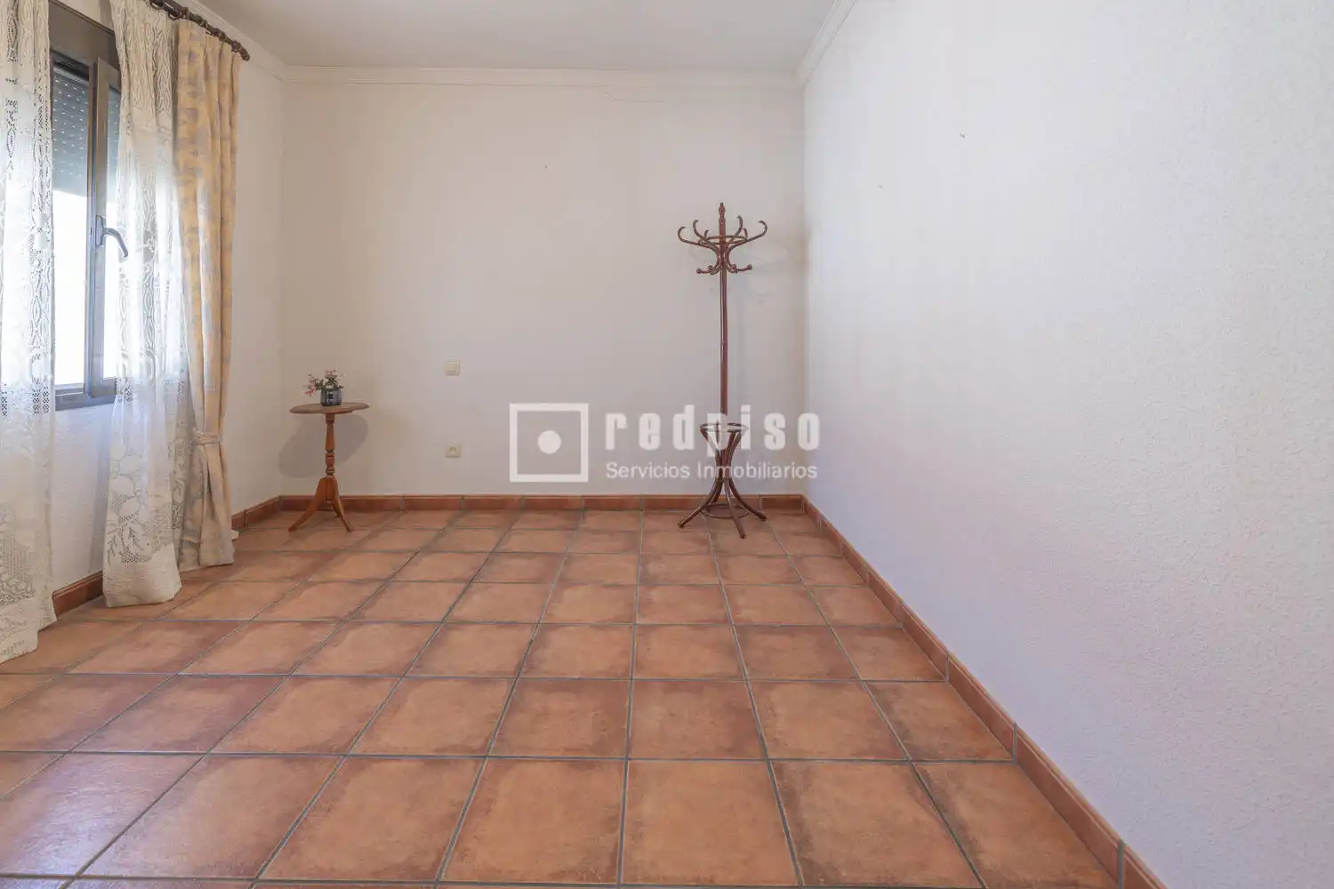 Habitación de Casa o chalet en venta en Noblejas con Calefacción, Jardín privado y Trastero