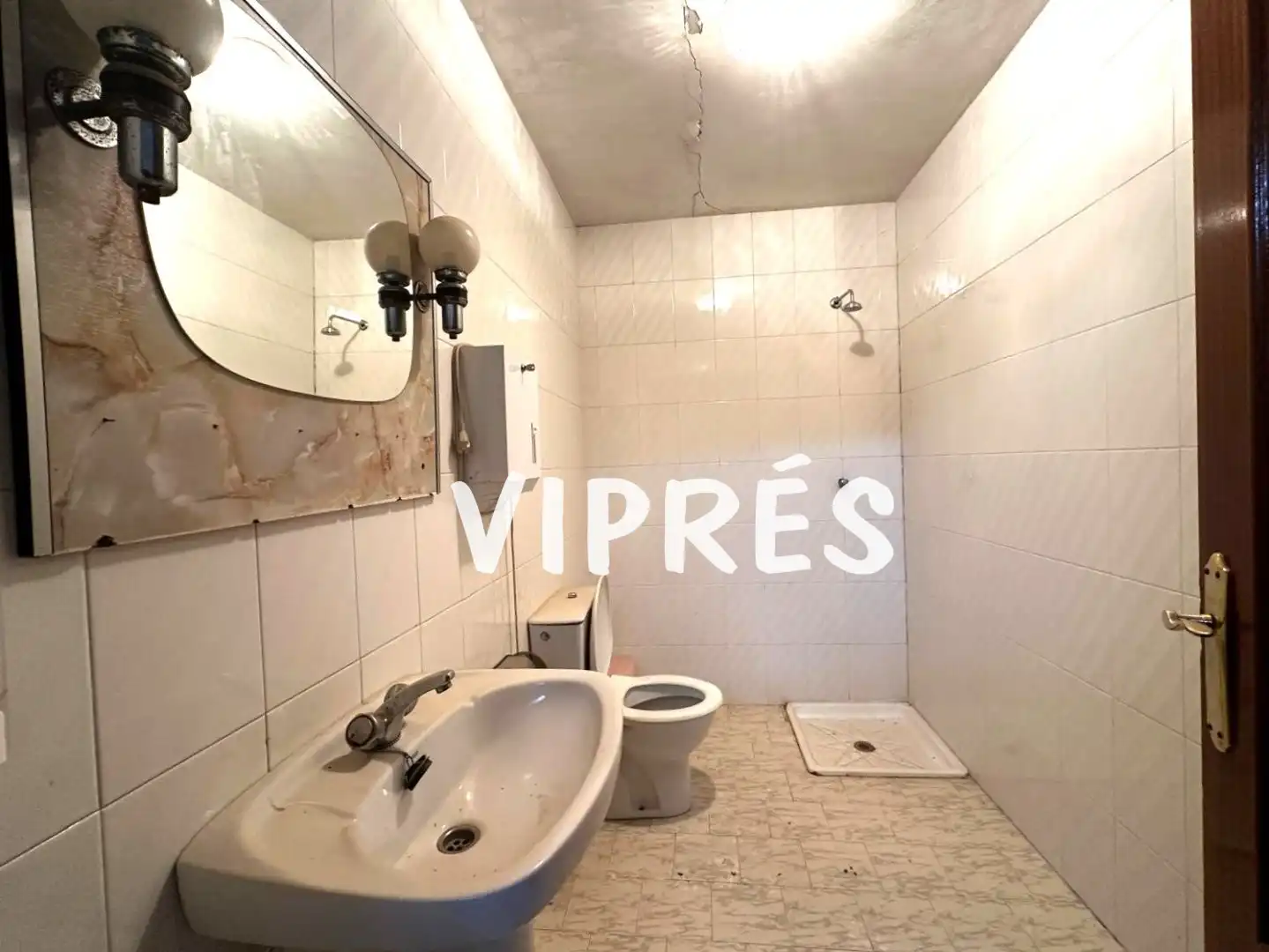 Commercial properties for sale in Villagonzalo