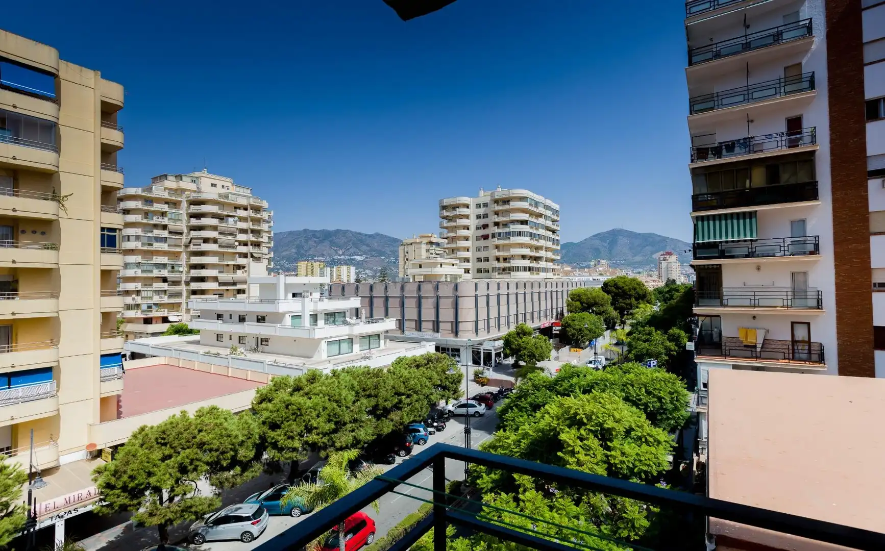 Piso con ascensor en venta en Calle Hermanos Pinzón, imagen 23