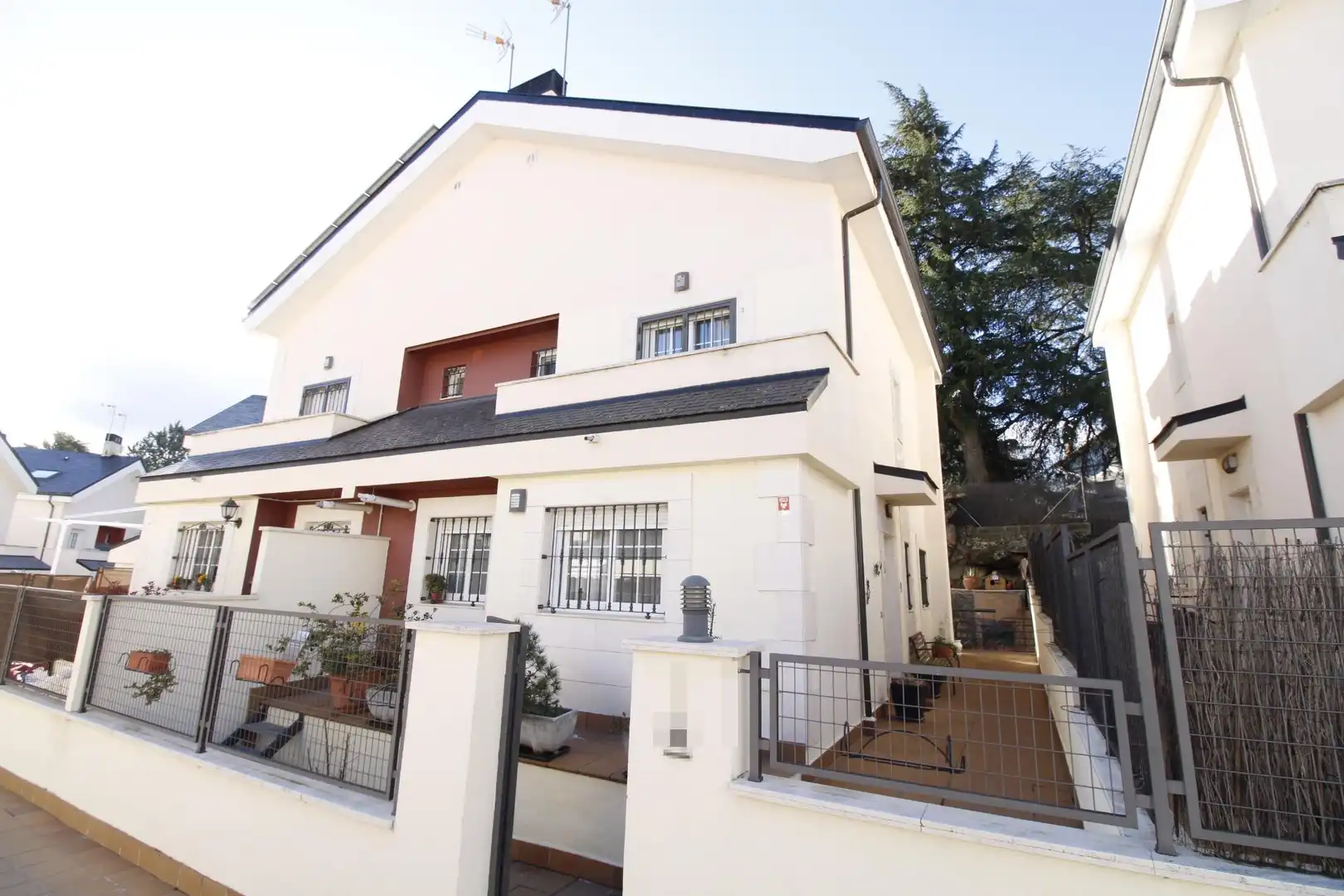 Exterior view of Detached homes for sale in Collado Villalba  with Heating, Private garden and Storage room