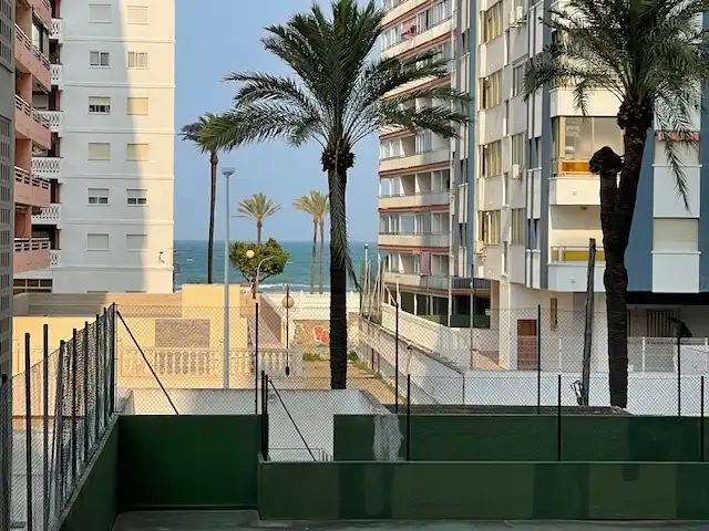 Wohnung mit Aufzug zum Verkauf in Avinguda del País Valencià 69, imagen 6