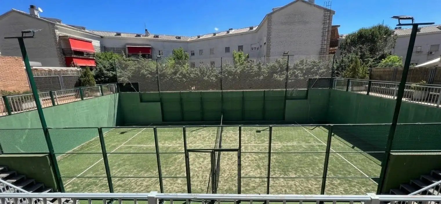 Exterior view of Flat for sale in Collado Villalba  with Community pool