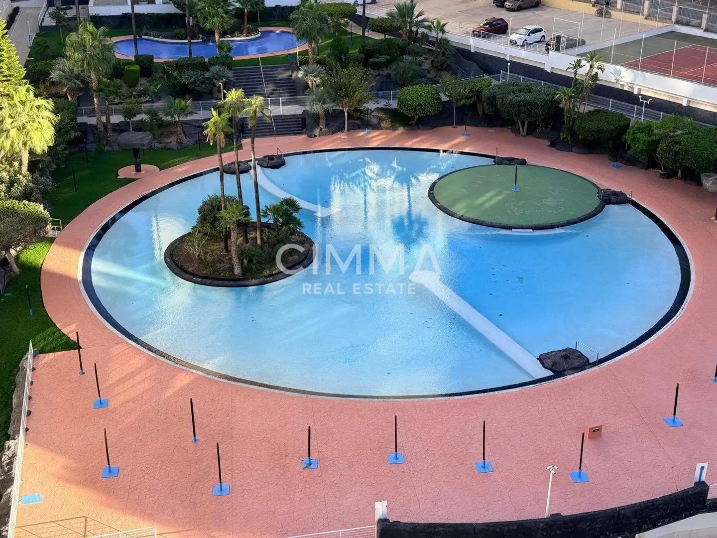 Piscina de Apartamento en venta en Benidorm con Aire acondicionado, Jardín privado y Terraza