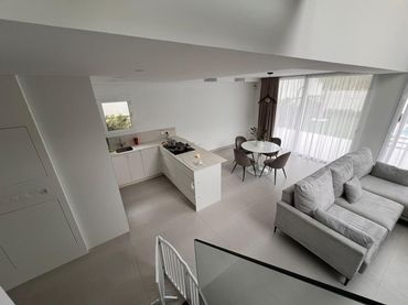 Detached house with pool for sale in Golf Bahía