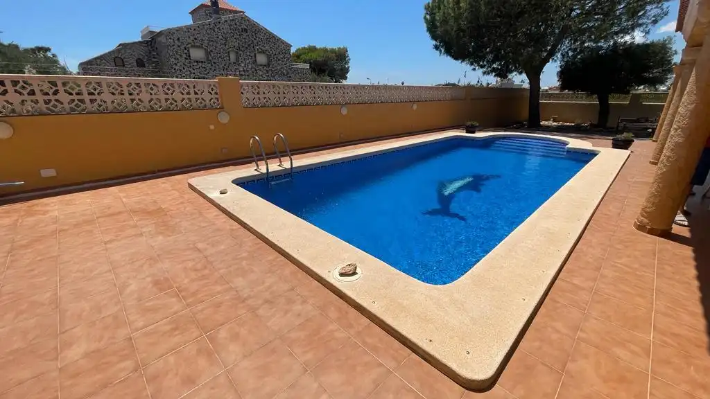 Casa o chalet en venta en Urbanización Veneziola B, 1321, Veneziola