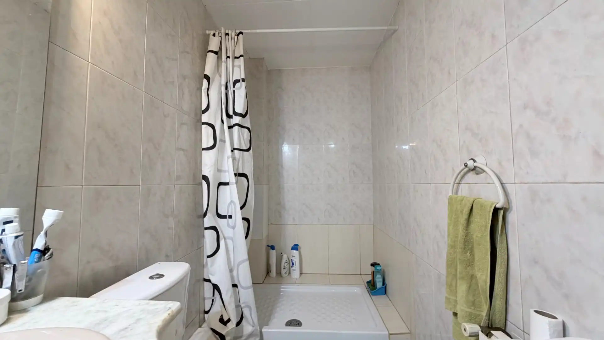 Baño de Piso en venta en Viladecans con Calefacción, Amueblado y Horno