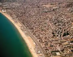 Vista exterior de Piso en venta en Badalona con Aire acondicionado
