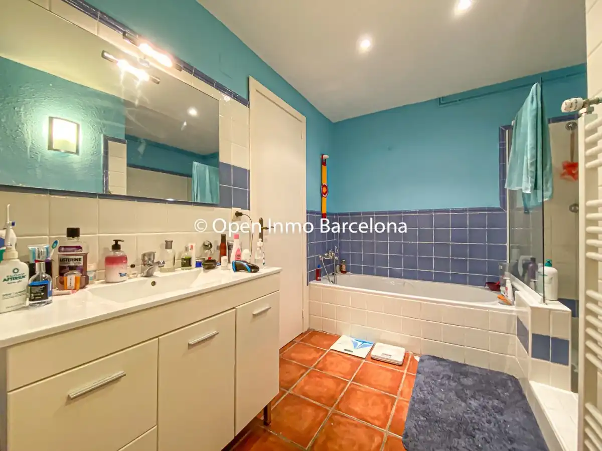 Houses for sale in Avenida MONTSENY, Mas d'En Serra - Els Cards