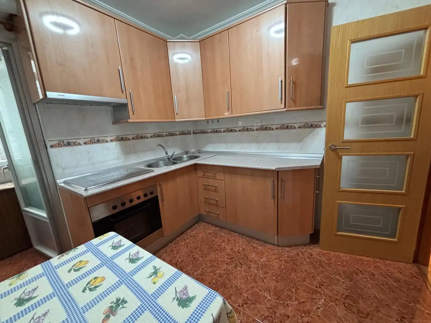 Cocina de Piso en venta en Puertollano con Calefacción y Balcón