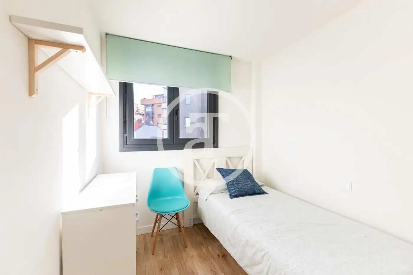 Bedroom of Flat for rent in Madrid  with Air Conditioner, Heating and Furnished