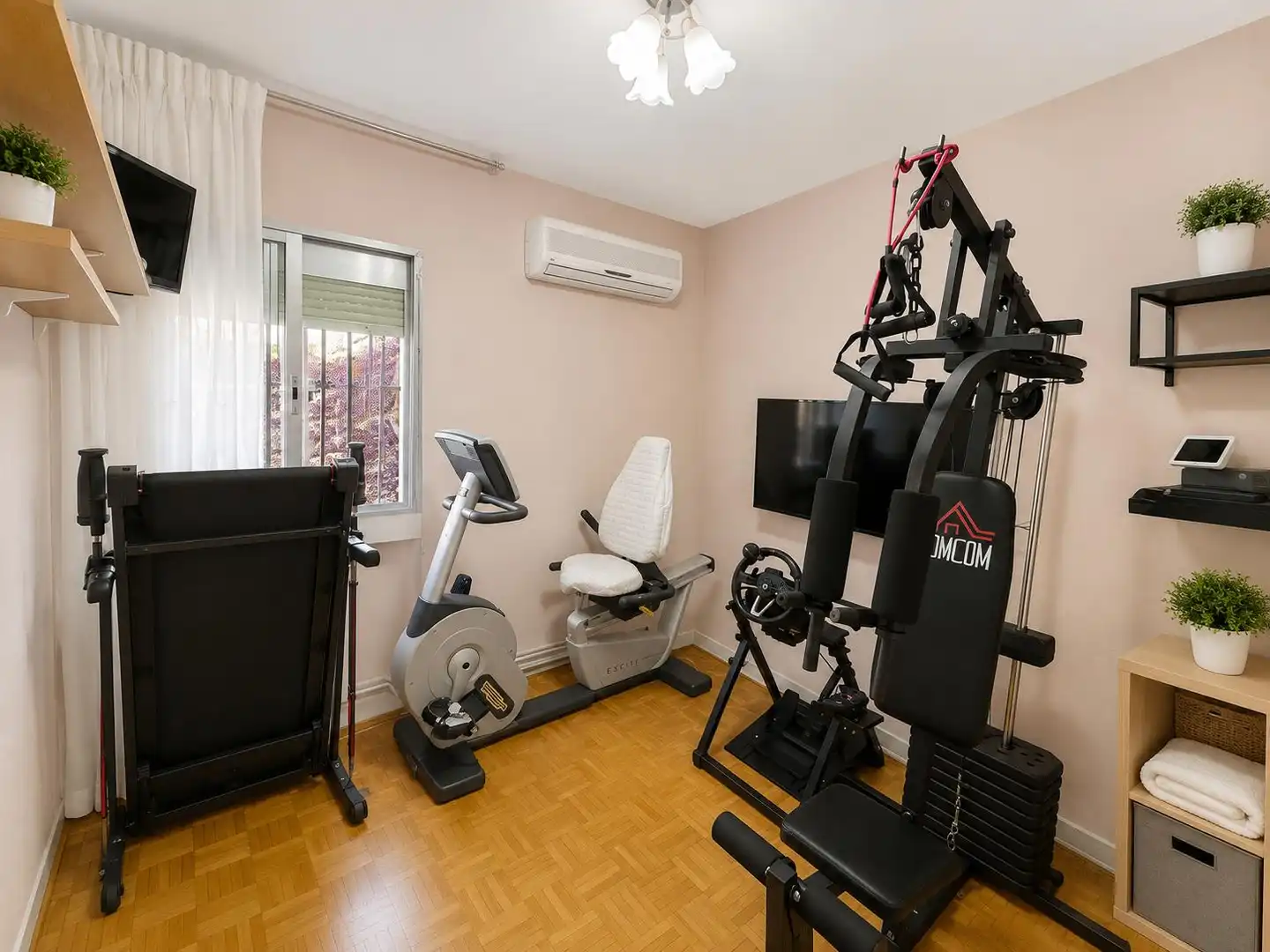 Flat for sale in Madrid  with Air Conditioner, Heating and Parquet flooring