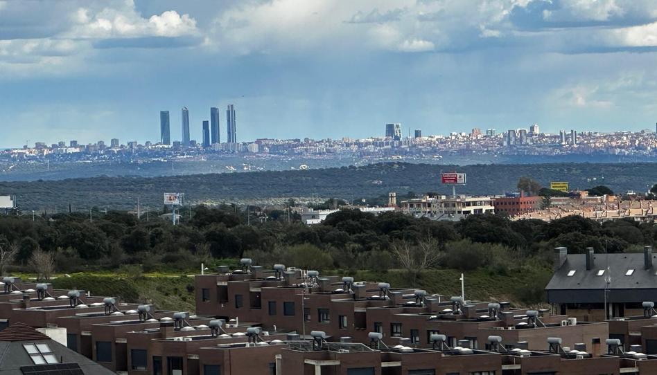 Photo 1 of Single-family semi-detached for sale in  Fontanilla de la, Centro Comercial - Hospital, Madrid