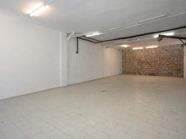 Business premises for sale in Erregezaintza Kalea