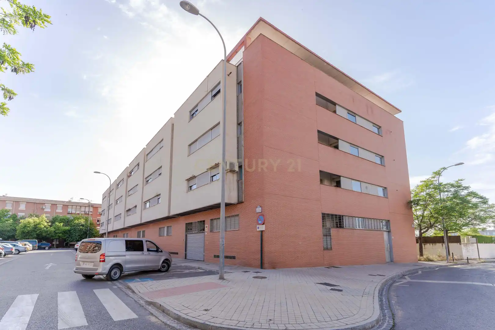 Außenansicht von Wohnung zum Verkauf in  Granada Capital mit Klimaanlage