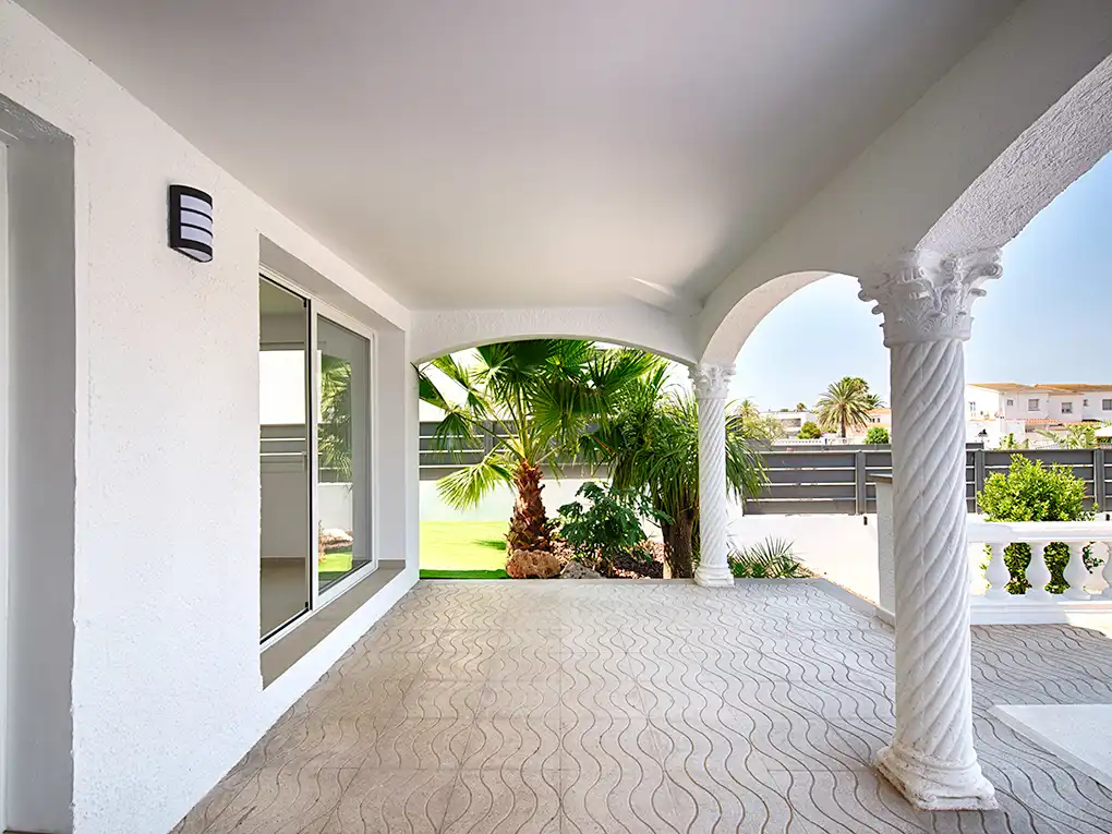 Casa con piscina en venta en Carrer Noguera, imagen 16