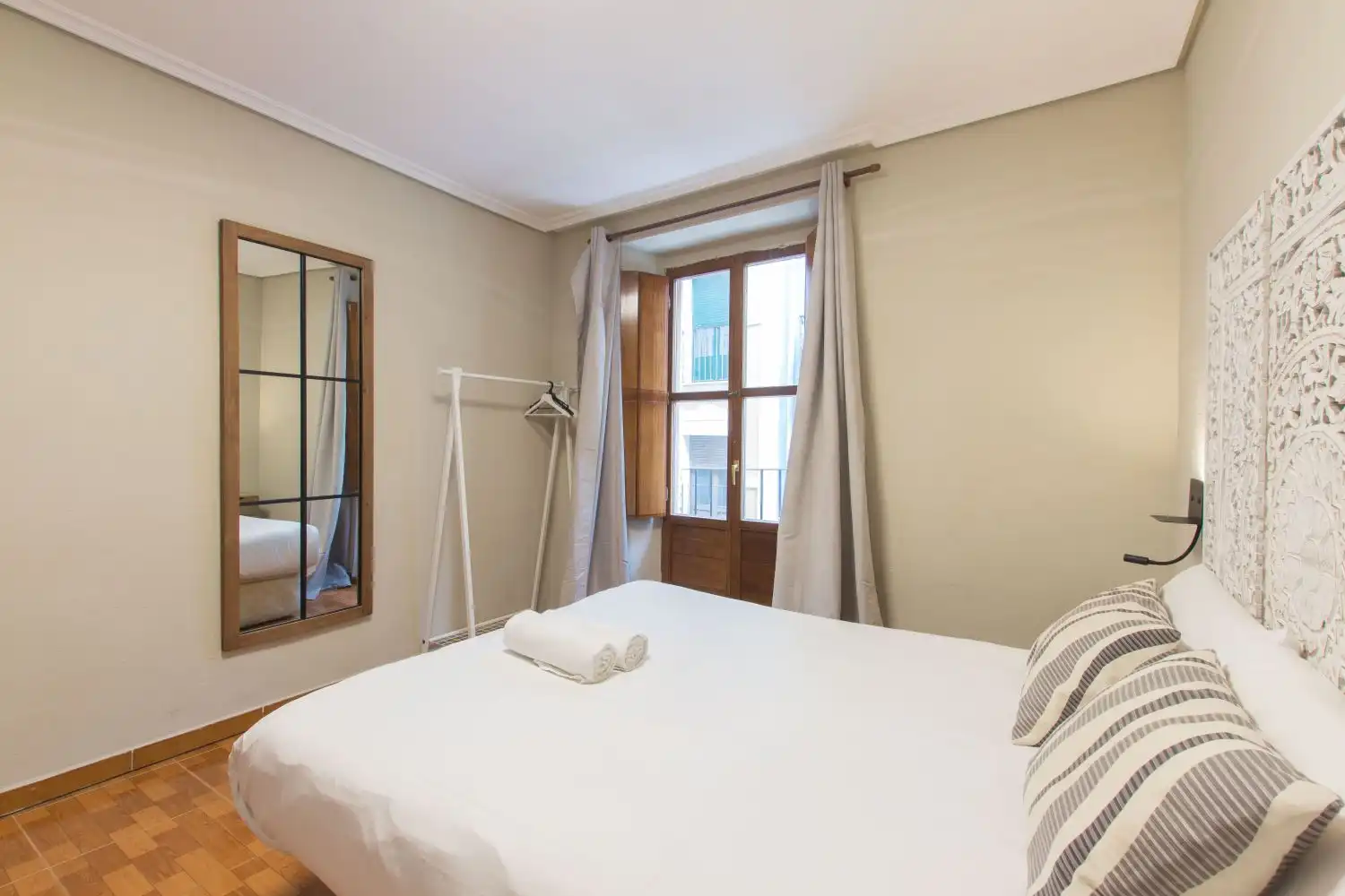 Habitación de Piso en venta en  Pamplona / Iruña con Calefacción, Amueblado y Balcón