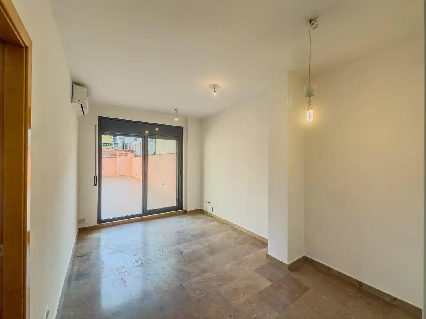 Planta baixa en venda en Terrassa amb Aire condicionat, Calefacció i Terrassa