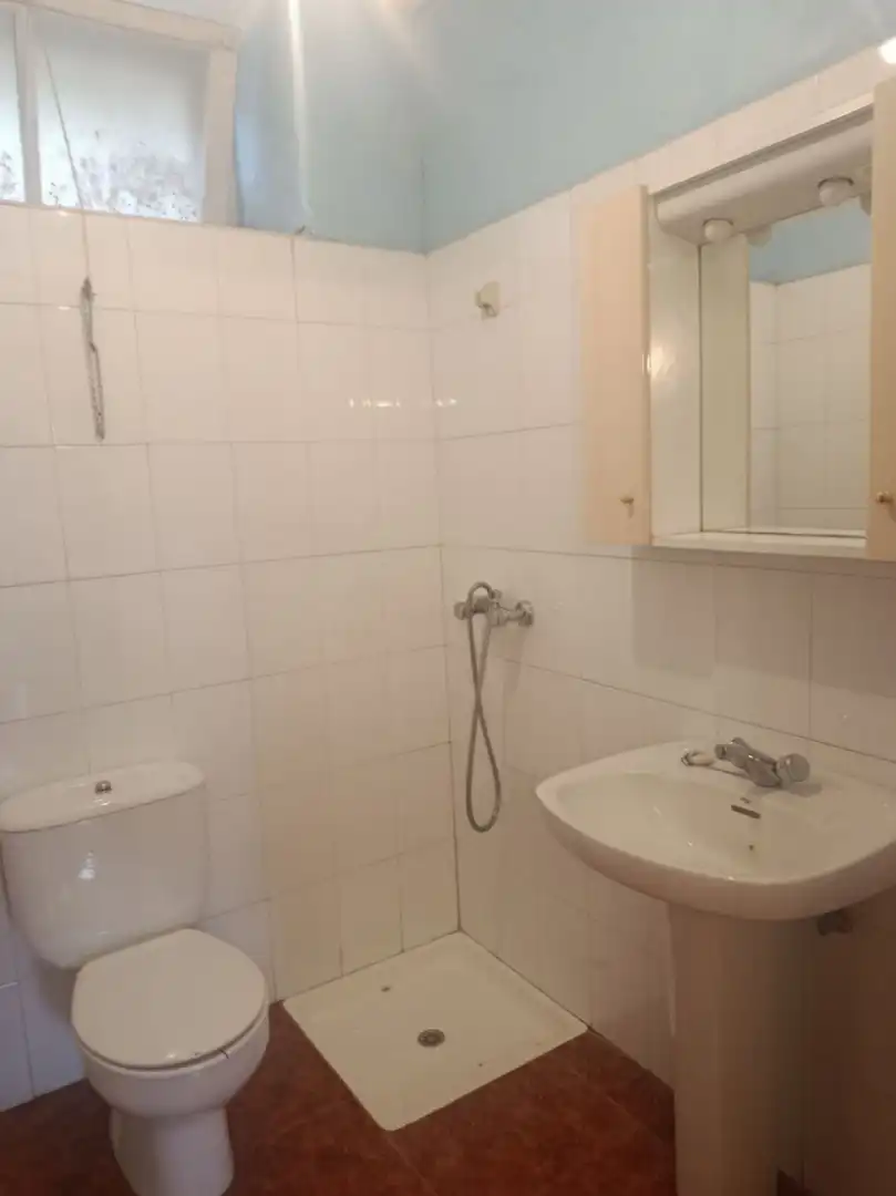 Bathroom of Houses for sale in Pravia  with Heating, Furnished and Oven