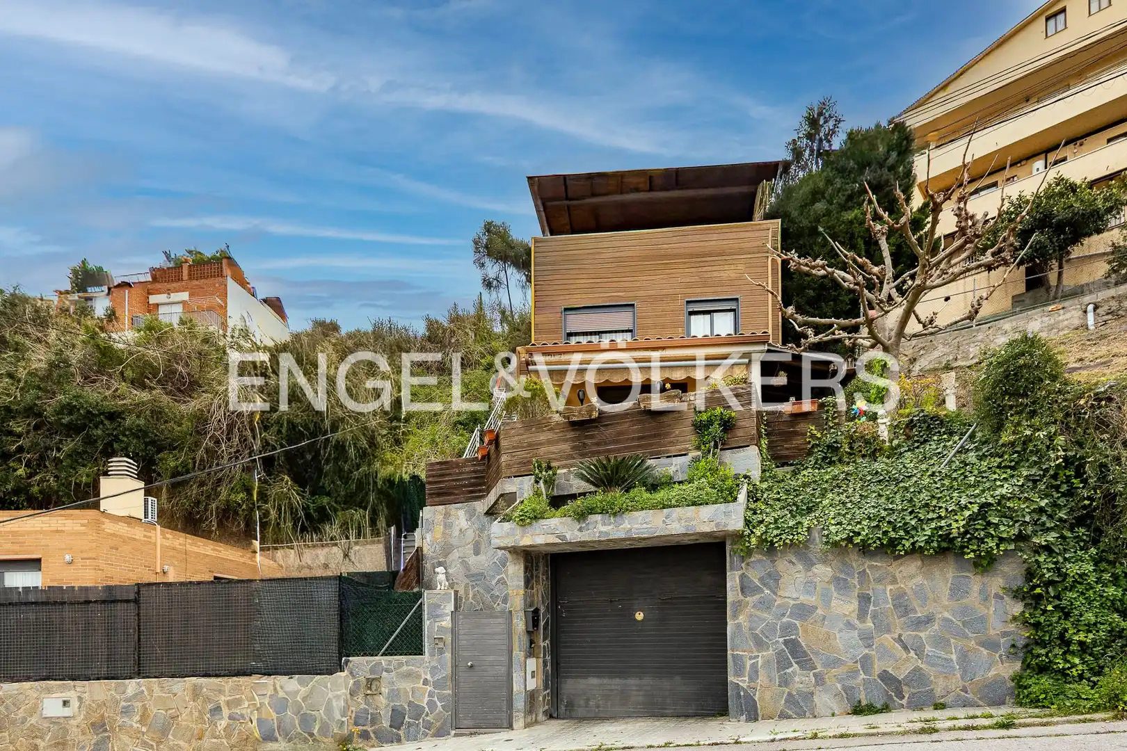Casa con jardín en venta en Torrelles de Llobregat, imagen 2