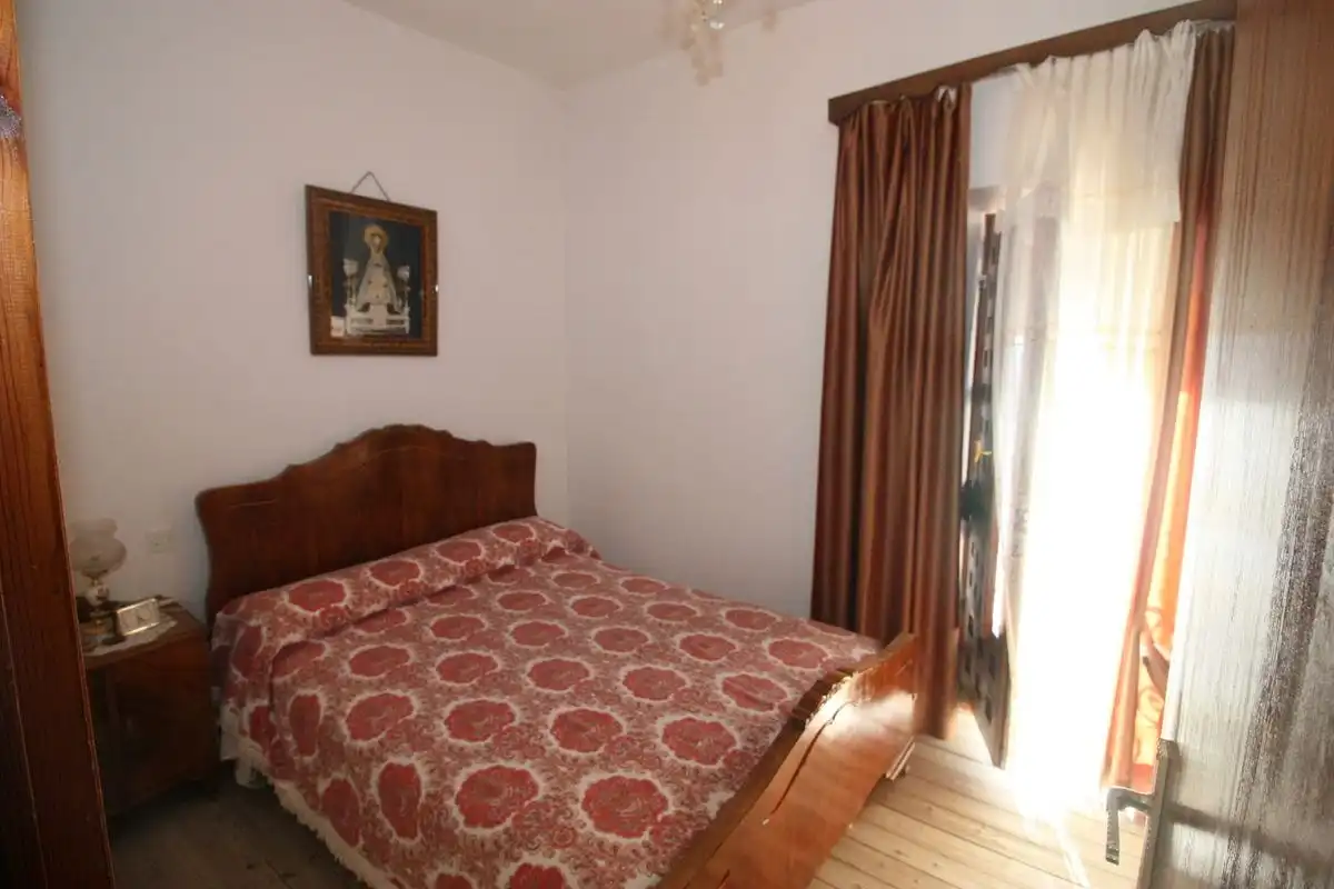 Dormitori de Casa o xalet en venda en Mombeltrán