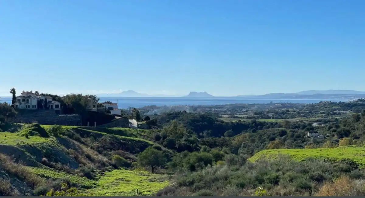 Terreno residencial en venta en Estepona Pueblo, imagen 2