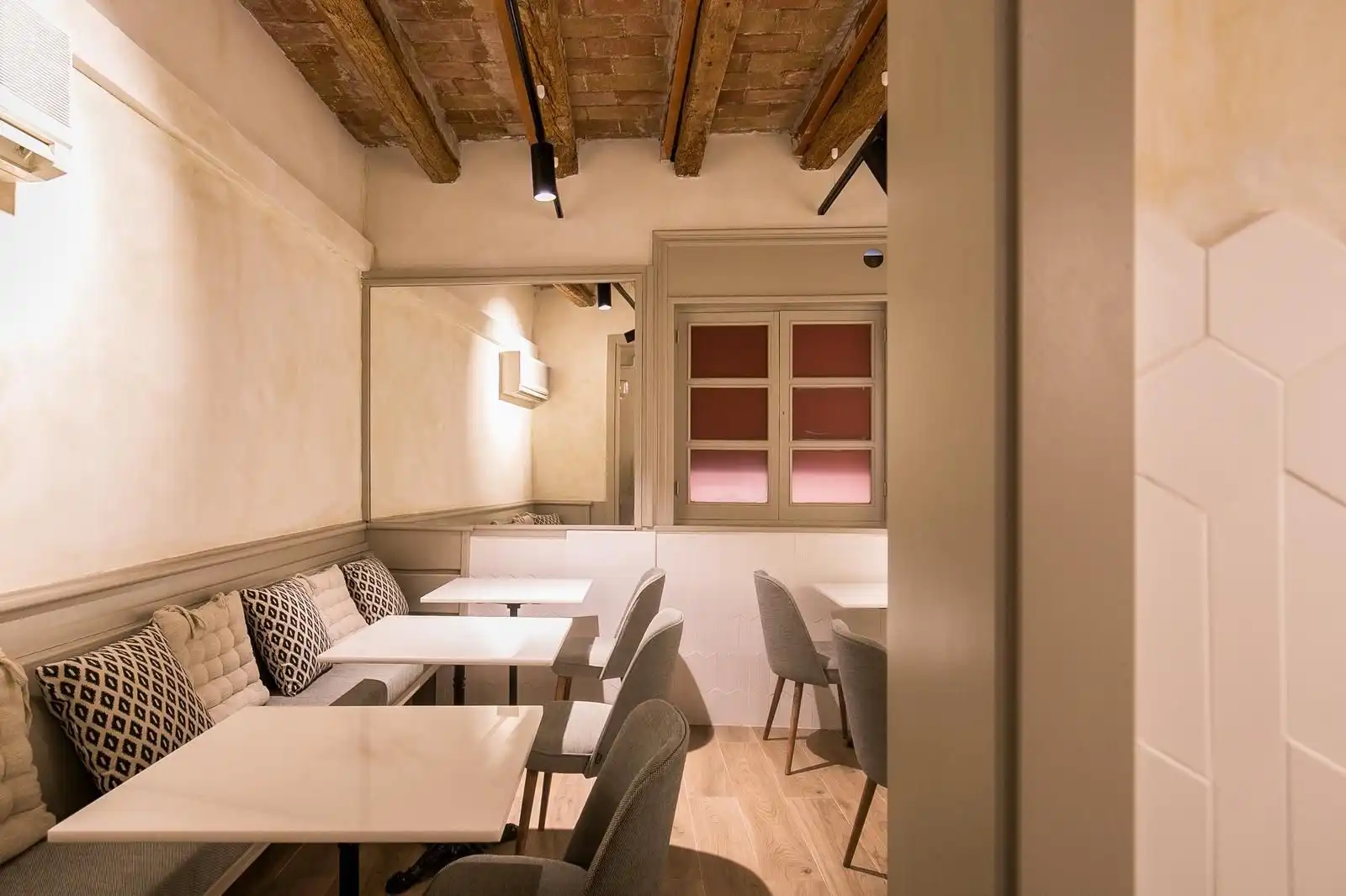 Local en traspaso en Barcelona con Aire acondicionado, Calefacción y Terraza
