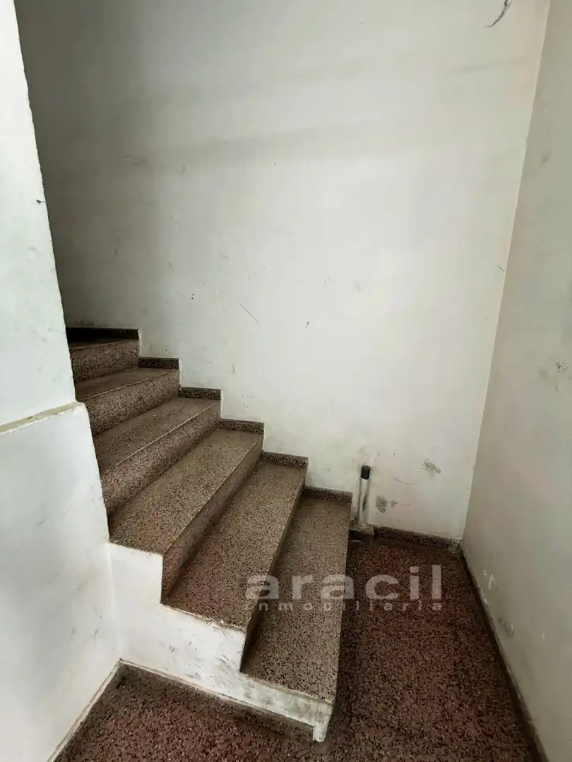 Business premises for sale in Carrer Isabel la Católica, imagen 3