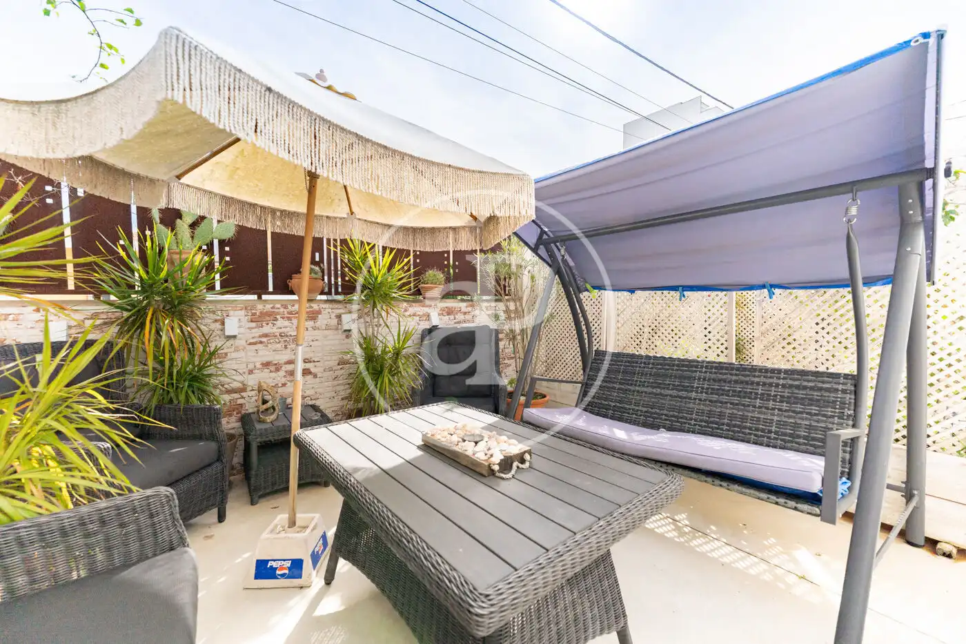 Terrasse von Wohnung zum Verkauf in  Palma de Mallorca mit Klimaanlage, Privatgarten und Terrasse