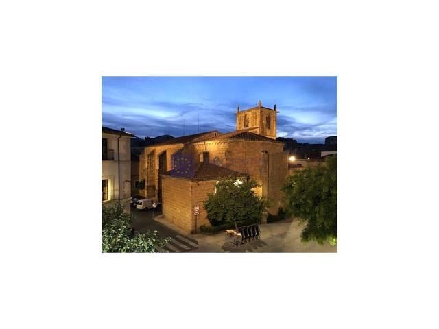 Local comercial en Alquiler en N/A en Casco Antiguo