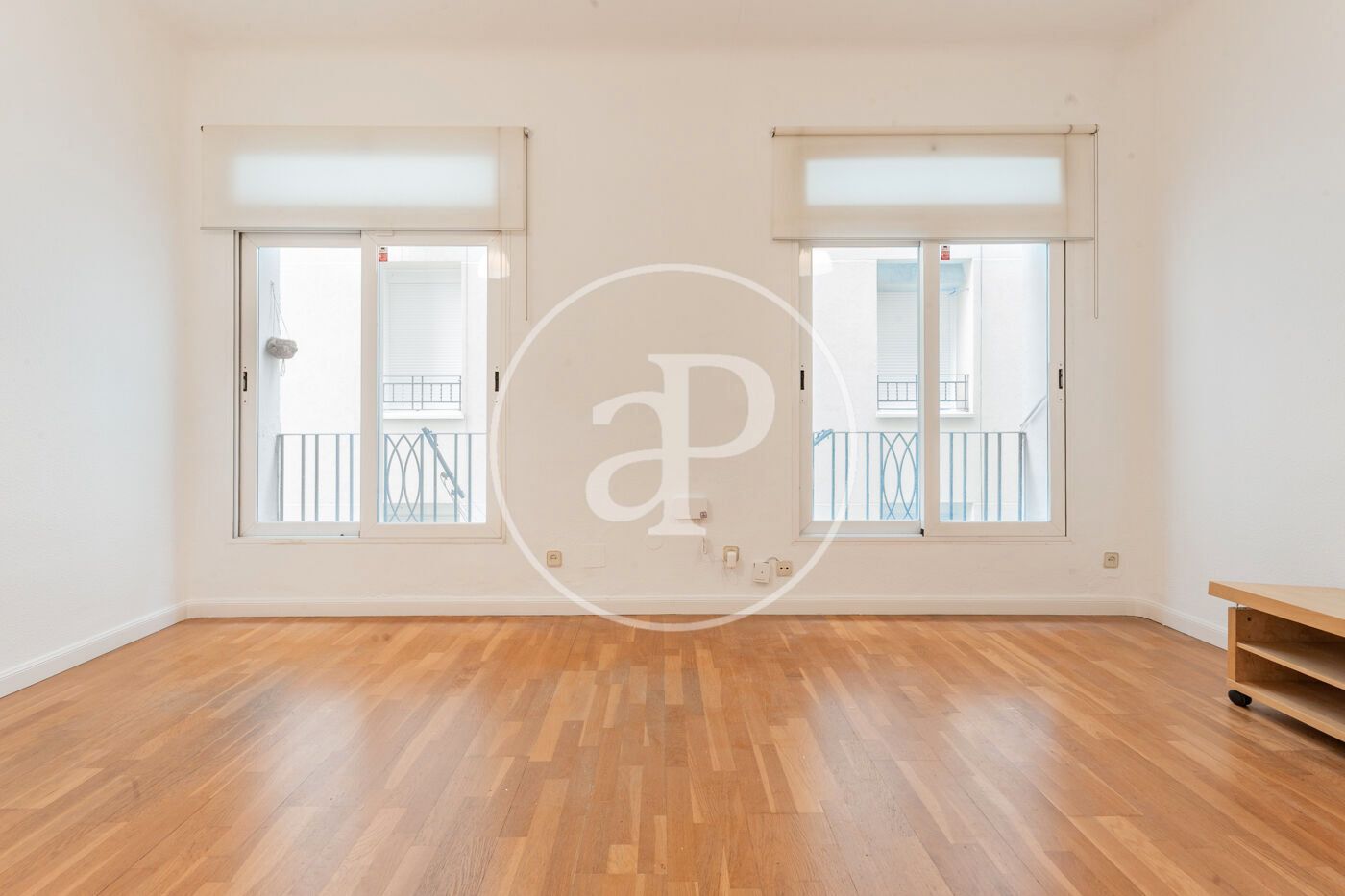 Bedroom of Flat for sale in  Madrid Capital  with Air Conditioner and Heating