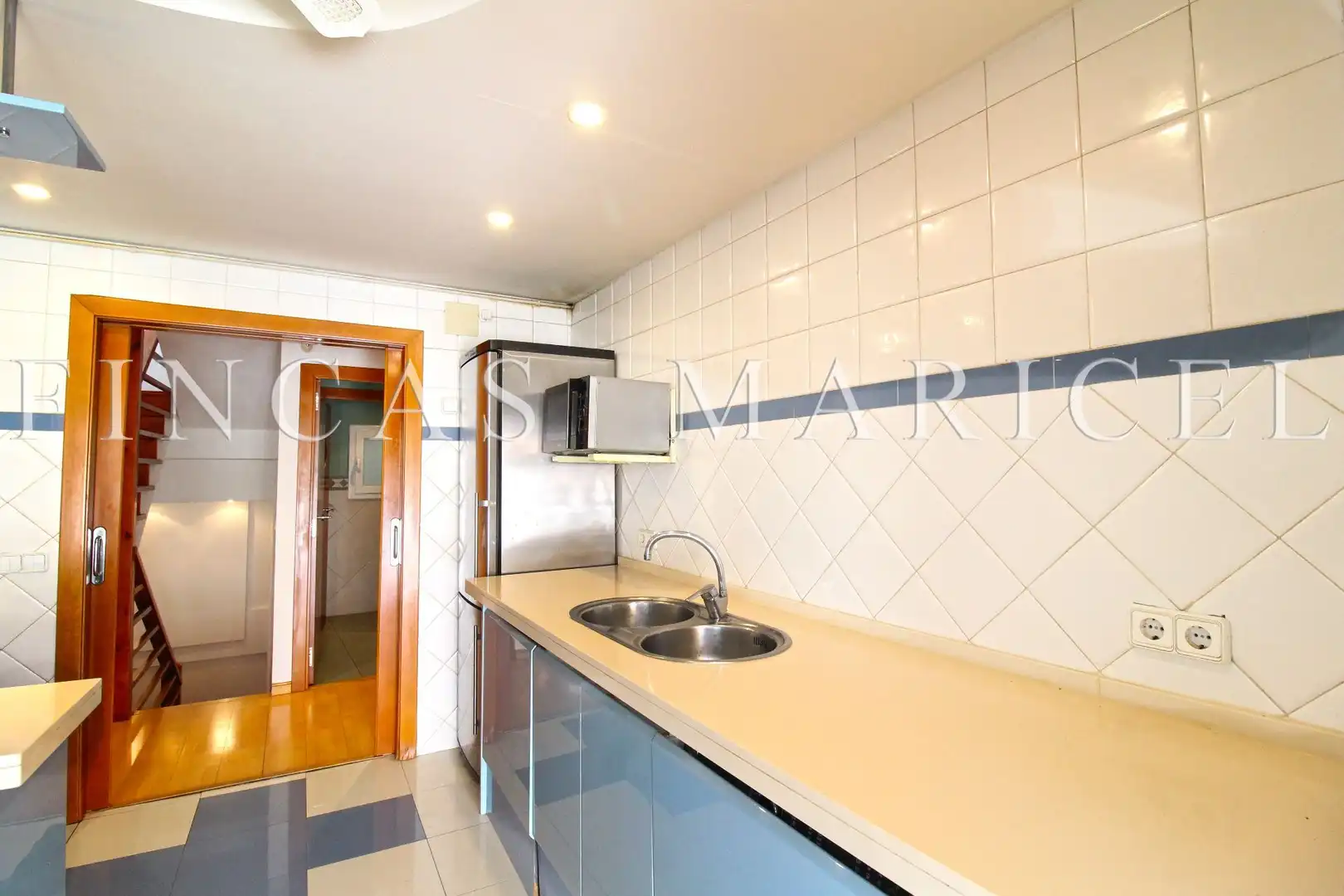 Kitchen of Attic for sale in Sitges  with Air Conditioner and Terrace