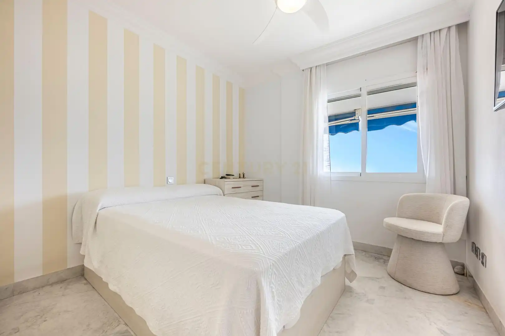 Mini appartamento con piscina in vendita a Calle Ramón Areces, Marbella, Spain Marina Banús 2, imagen 20