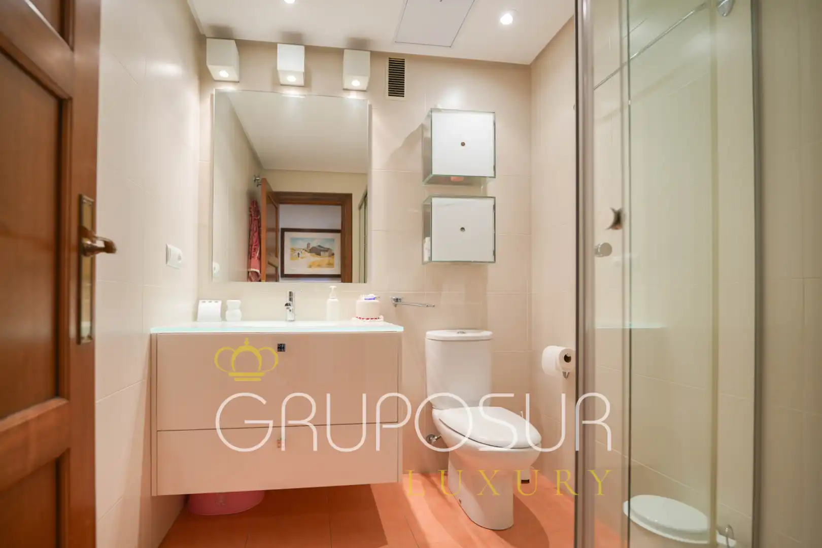 Badezimmer von Wohnung zum Verkauf in Valladolid mit Klimaanlage, Heizung und Parkett