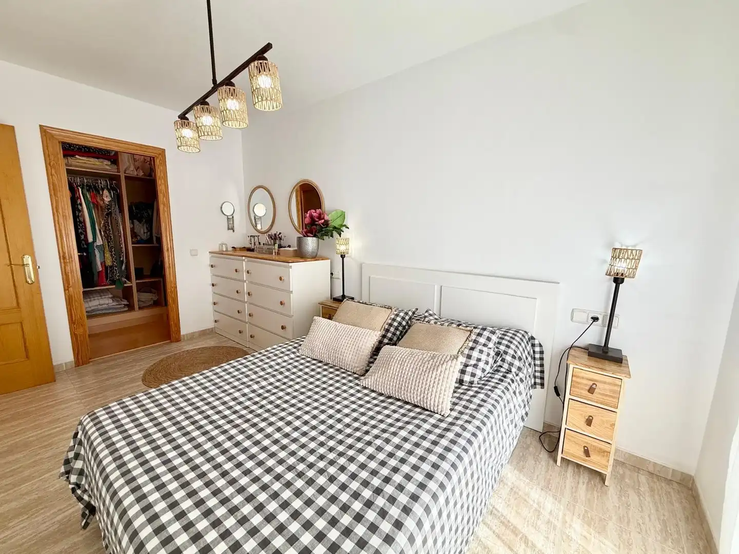 Schlafzimmer von Maisonette zum Verkauf in Vícar mit Klimaanlage, Heizung und Abstellraum