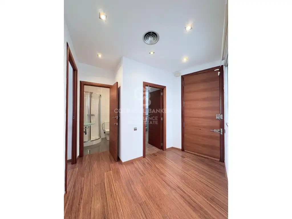 Habitación de Piso de alquiler en Valencia con Aire acondicionado, Amueblado y Horno