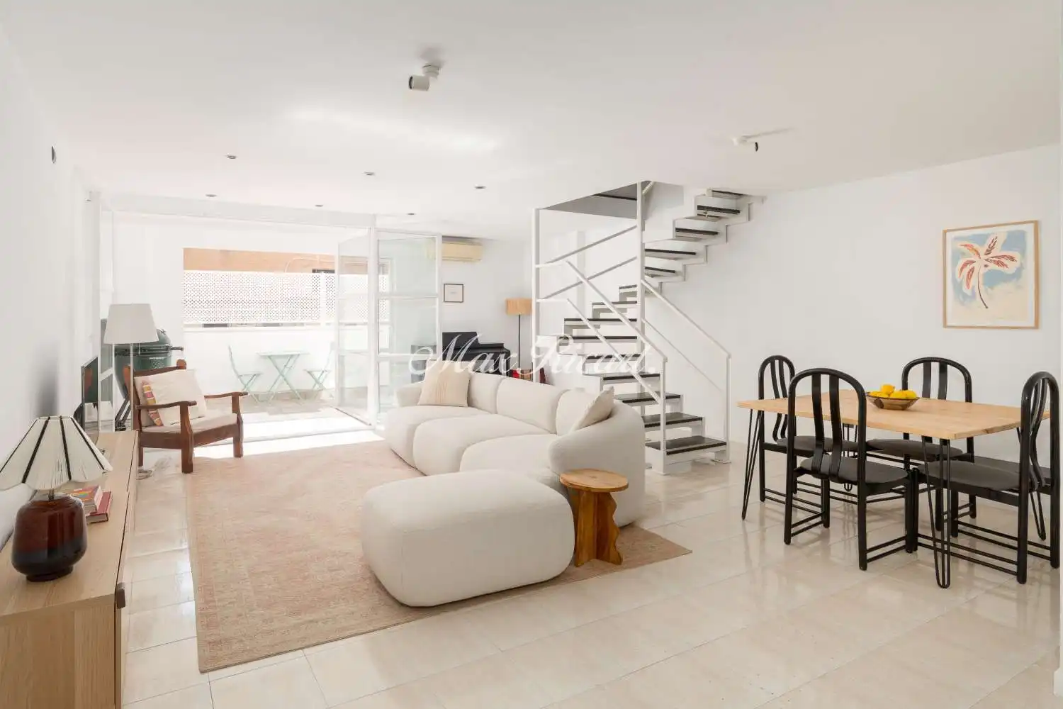 Duplex with lift for sale in Gràcia