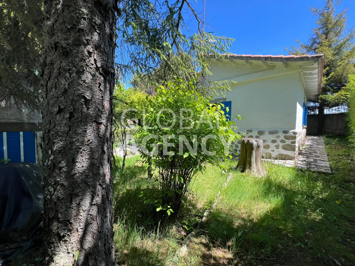 Haus oder Chalet zum Verkauf in Herradón de Pinares mit Heizung, Privatgarten und Terrasse