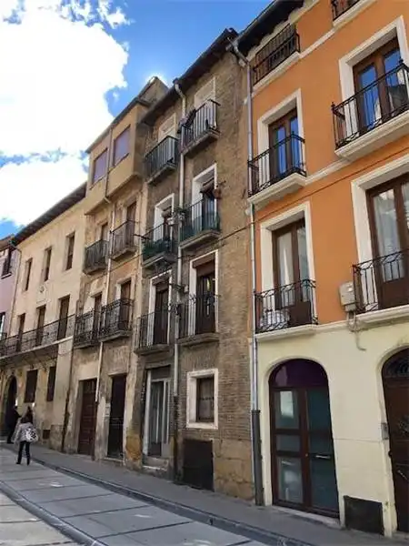 Pis en venda a C/ Julio Ruiz de Alda