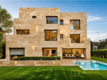 Casa en venta en Les Corts