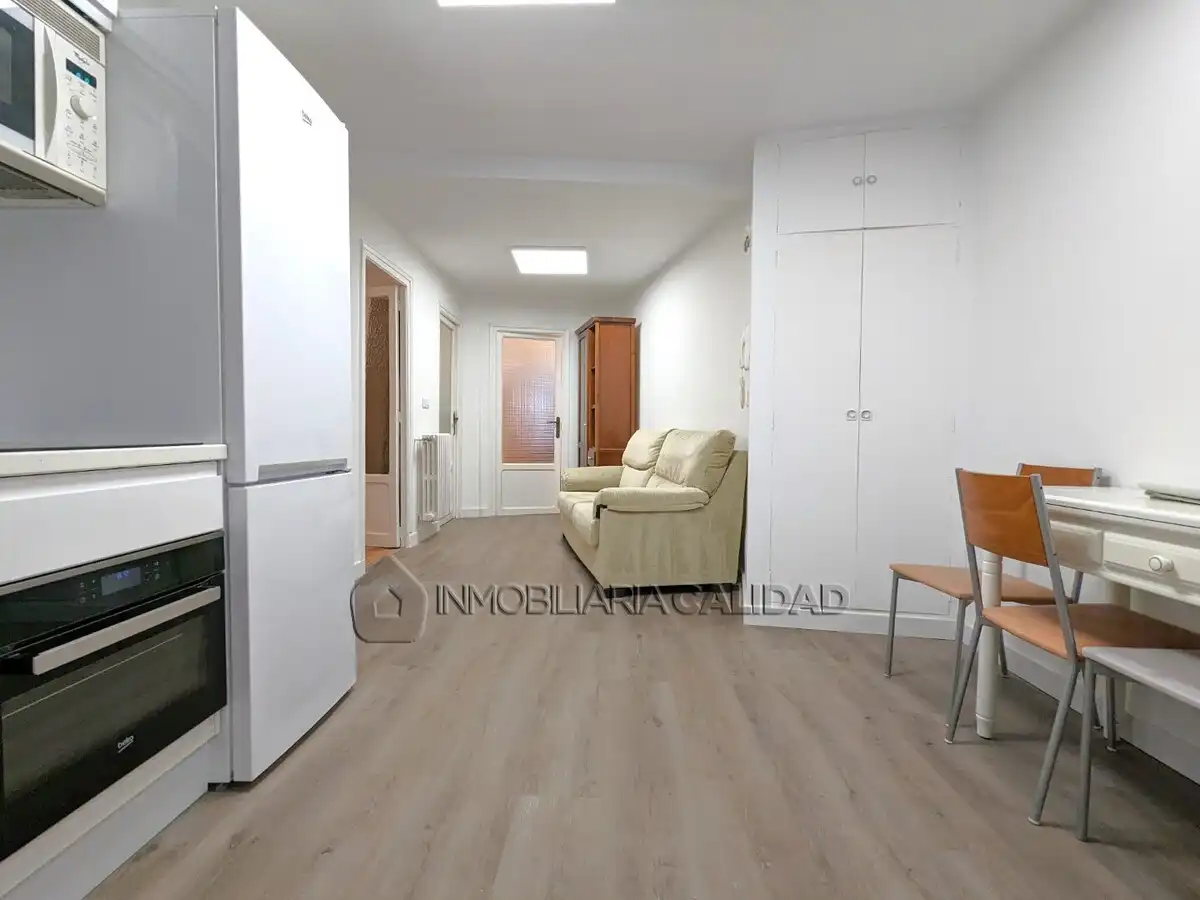 Piso de alquiler en Burgos con Calefacción y Amueblado