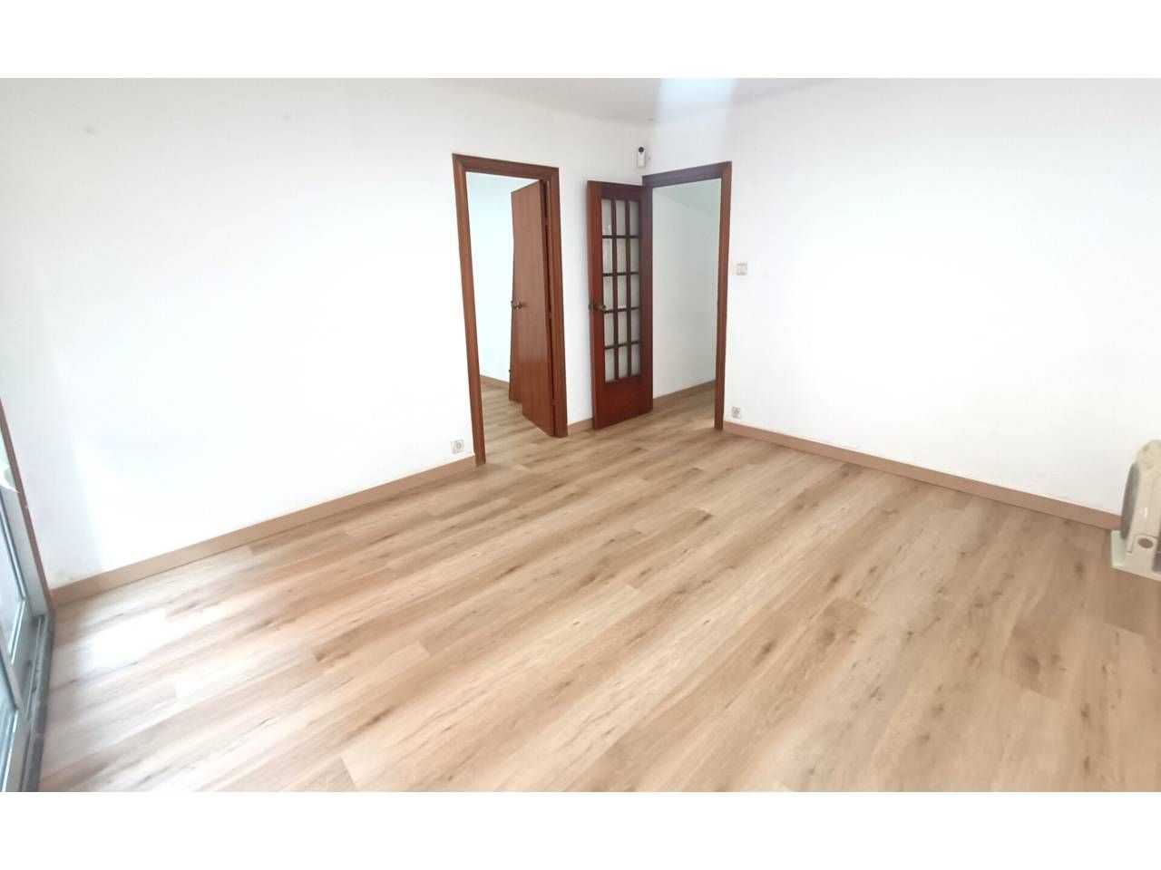 Pis en venda en Santa Coloma de Gramenet amb Balcó