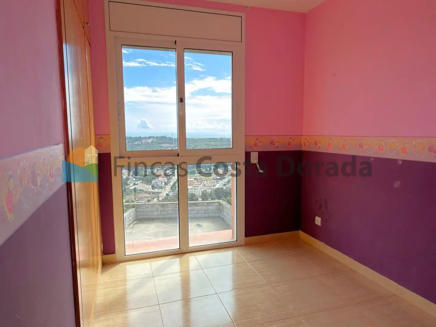 Dormitori de Casa o xalet en venda en Cubelles amb Aire condicionat, Calefacció i Jardí privat