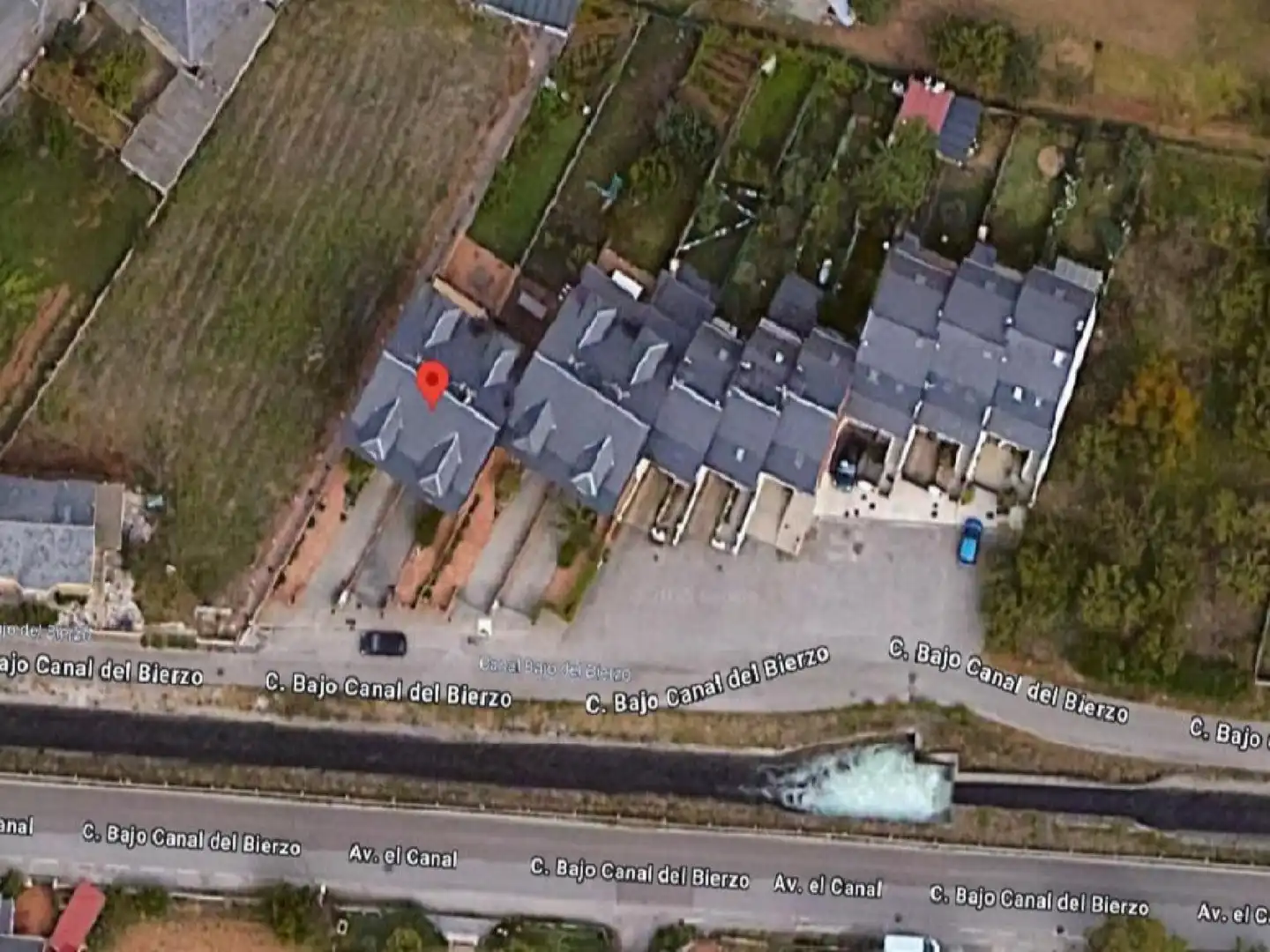 Exterior view of Houses for sale in Ponferrada