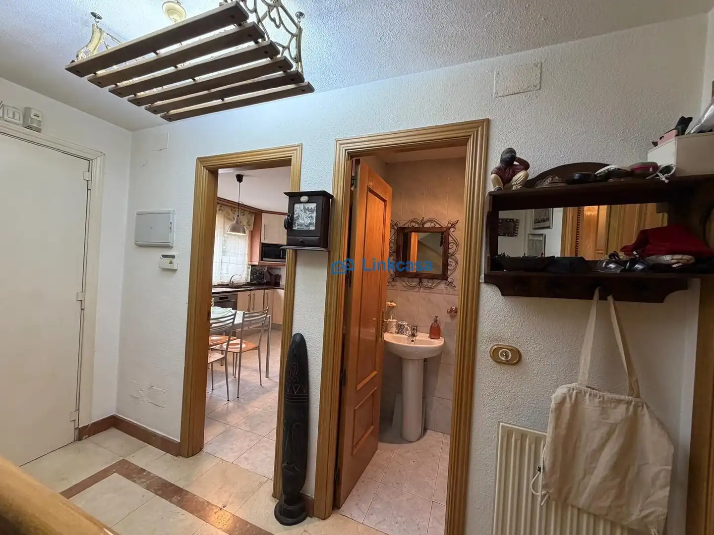 Casa adosada en venta en Velilla de San Antonio con Aire acondicionado, Calefacción y Jardín privado